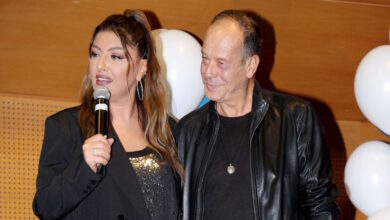 Φωκάς-Ευαγγελινός:-Η-Έλενα-Παπαρίζου-είναι-μια-χαρά,-γιατί-ακούω-διάφορα-και-ανησύχησα-κι-εγώ