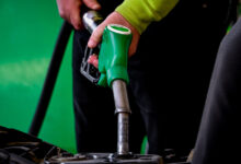 Στο-μικροσκόπιο-της-κυβέρνησης-οι-επιπτώσεις-του-πολέμου:-Σχέδιο-δράσης-με-τρία-σενάρια-για-ανακούφιση-των-νοικοκυριών