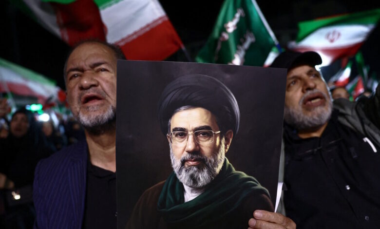 washington-post:-Ο-Μοτζτάμπα-Χαμενεΐ-είναι-«απομονωμένος-και-δεν-απαντάει-στα-μηνύματα»