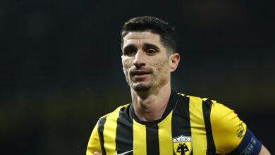 Μάνταλος-στον-γιο-του-για-το-νέο-του-συμβόλαιο-στην-ΑΕΚ:-Όταν-η-αγάπη-είναι-αληθινή,-δεν-μετριέται-με-χρόνια