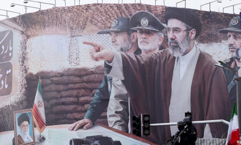 Ιράν:-Εφαρμόζονται-οι-καταδικαστικές-αποφάσεις-για-όσους-συμμετείχαν-στις-αντικυβερνητικές-διαδηλώσεις-του-Ιανουαρίου