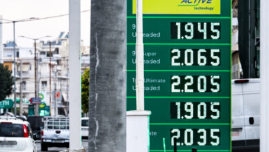 Πυρά-της-αντιπολίτευσης-για-τα-μέτρα-στήριξης-που-ανακοίνωσε-ο-Μητσοτάκης:-«Ανεπαρκή»,-«ασπιρίνες»,-«κοροϊδία»