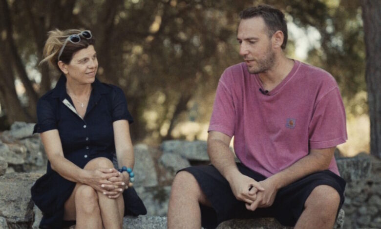 «Ο-Ανδρέας-Λασκαράτος-και-τα-μυστήρια-της-Κεφαλονιάς»,-της-Όλγας-Λασκαράτου-έρχεται-στην-Ταινιοθήκη-της-Ελλάδος