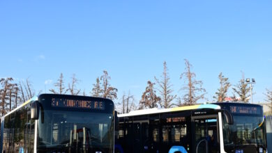 Υπερψηφίστηκε-το-νομοσχέδιο-για-τις-μεταφορές-–-Τι-αλλάζει-σε-αστικές-συγκοινωνίες,-ταξί,-ΚΤΕΟ-και-πρόστιμα