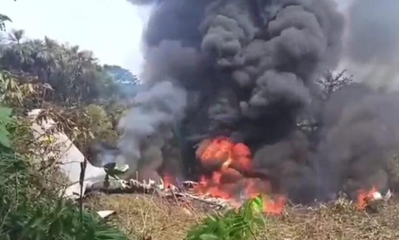 Κολομβία:-Συνετρίβη-αεροσκάφος-της-Πολεμικής-Αεροπορίας-–-Μετέφερε-δεκάδες-στρατιώτες