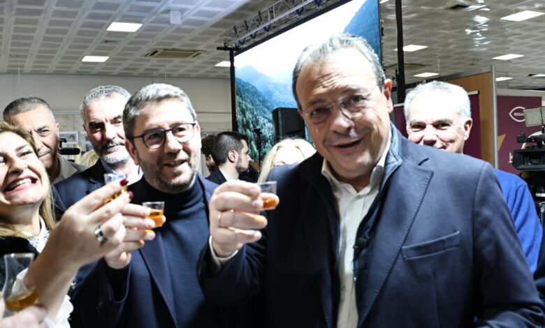 Ο-Σωκράτης-Φάμελλος-«έριξε-άκυρο»-και-επισήμως-στον-Νίκο-Ανδρουλάκη-για-το-Συνέδριο-του-ΠΑΣΟΚ