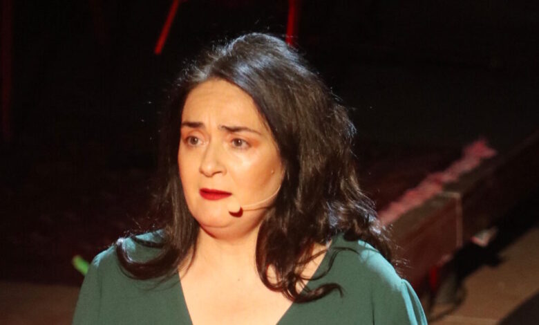 Ελένη-Ουζουνίδου:-Για-μήνες-έτρωγα-μόνο-ένα-πορτοκάλι,-είχα-κιτρινίσει-και-ήμουν-καταβεβλημένη