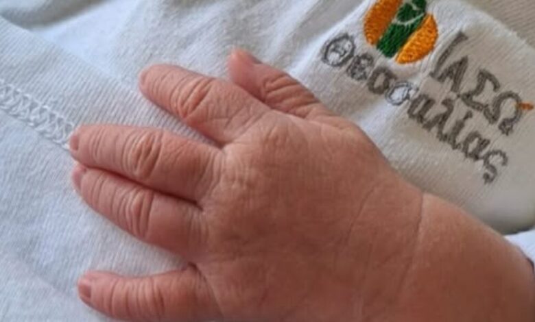 Στο-Σαραντάπορο-η-γέννηση-ενός-ακόμα-μωρού-με-τη-φροντίδα-της-ΟΛΥΜΠΟΣ-και-της-hopegenesis