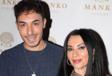 Βασίλης-Λαζαρίδης:-Ο-πατέρας-μου-με-λάτρευε,-όταν-έμαθα-για-τον-θάνατό-του-κλείστηκα-στο-δωμάτιό-μου-και-σπάραζα-για-ώρες