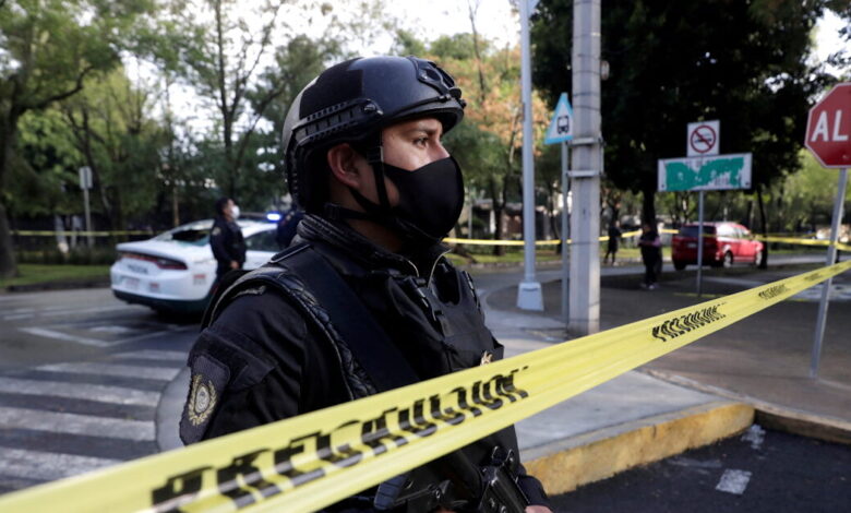 Σοκ-στο-Μεξικό:-15χρονος-μαθητής-πυροβόλησε-και-σκότωσε-δύο-γυναίκες-σε-σχολείο