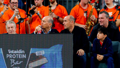 o-Ολυμπιακός-καταγγέλλει-φτύσιμο-σε-Παναγιώτη-Αγγελόπουλο-και-ανύπαρκτα-μέτρα-ασφαλείας-στη-Βαλένθια