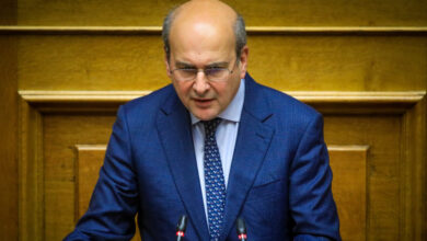 Βουλή:-Ψηφίστηκε-σε-α’-ανάγνωση-το-νομοσχέδιο-για-τη-δημόσια-διοίκηση-–-Χατζηδάκης:-Εμμονικά-απέναντι-η-αντιπολίτευση