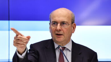 Χατζηδάκης:-Τα-μέτρα-για-τα-καύσιμα-καλύπτουν-τα-3/4-της-κοινωνίας,-θα-λάβουμε-και-άλλα-αν-χρειαστεί