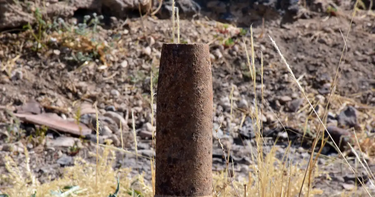 Βρέθηκε-οβίδα-σε-οικοδομή-στην-Πεύκη