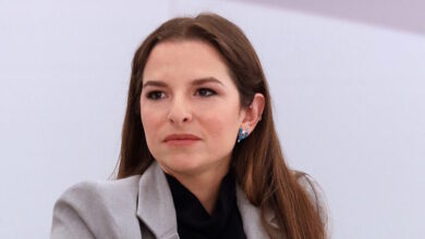 Εριέττα-Κούρκουλου-–-Βύρωνας-Βασιλειάδης:-Φωτογραφίες-από-την-απόδραση-στο-Ναύπλιο-με-τους-γιους-τους