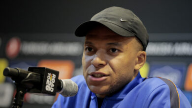 Εμπαπέ:-«Δεν-ισχύει-ότι-οι-γιατροί-της-Ρεάλ-Μαδρίτης-εξέτασαν-το-λάθος-γόνατο»