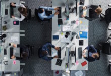 Κατώτατος-μισθός:-Πόσο-θα-αυξηθεί-από-1η-Απριλίου-και-ποιοι-εργαζόμενοι-ωφελούνται,-ανακοινώσεις-στο-υπουργικό-συμβούλιο