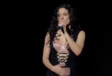 Η-Ροσαλία-διέκοψε-τη-συναυλία-της-στο-Μιλάνο-λόγω-τροφικής-δηλητηρίασης:-«Είμαι-πολύ-άρρωστη»