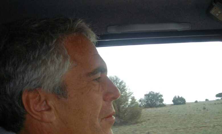 Γυναίκα-καταγγέλει-ότι-ο-Επστάιν-τη-νάρκωσε-και-τη-βίασε:-«Δεν-θυμάμαι-τίποτα»