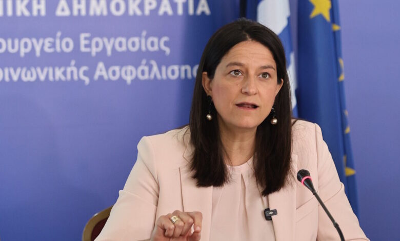 Κατώτατος-μισθός:-Αυξήσεις-από-1η-Απριλίου-για-700.000-εργαζόμενους-του-ιδιωτικού-τομέα,-+41,54%-από-το-2019