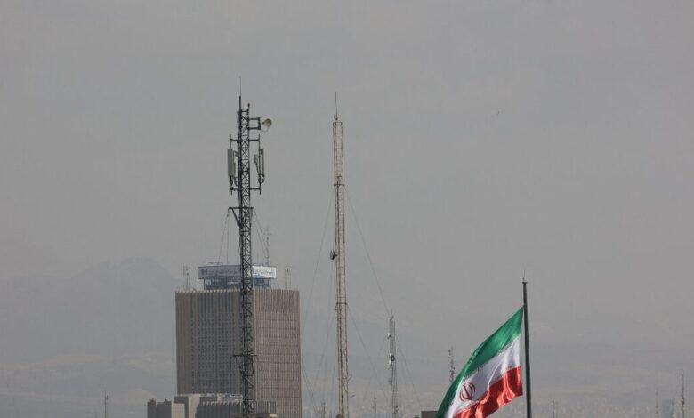 Το-Ιράν-επιστρατεύει-εφήβους-από-12-ετών-για-τις-περιπολίες-εθελοντών-στην-Τεχεράνη