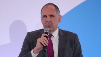 Στη-Λιβύη-το-Σάββατο-ο-Γιώργος-Γεραπετρίτης-–-Θα-συναντηθεί-με-τον-Χαλίφα-Χαφτάρ