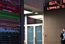 Χρηματιστήριο-Αθηνών:-Στο-κόκκινο-ο-Γενικός-Δείκτης-–-Πτωτικές-τάσεις-και-στις-ευρωπαϊκές-αγορές 