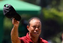 Τάιγκερ-Γουντς:-Τροχαίο-ατύχημα-για-τον-αστέρα-του-γκολφ-–-Τούμπαρε-το-αυτοκίνητο