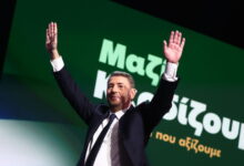 Συνέδριο-ΠΑΣΟΚ:-Η-ηγετική-εμφάνιση-του-πρωθυπουργήσιμου-Νίκου-Ανδρουλάκη