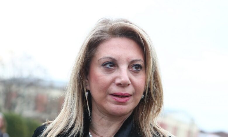 Μαρία-Καρυστιανού:-«Δε-θα-δεχτούμε-να-παρακολουθούμε-τη-δίκη-στην-κάτω-αίθουσα,-από-την-τηλεόραση»