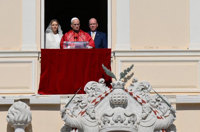Κήρυγμα-για-τον-πλούτο-και-τις-αμβλώσεις,-από-τον-Πάπα-στο-Μονακό