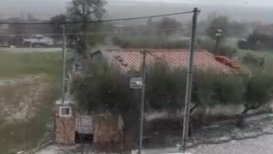 Ισχυρό-χαλάζι-στην-Ξάνθη-σκέπασε-δρόμους-και-σπίτια