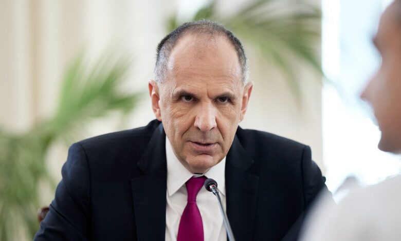 Επικοινωνία-Γεραπετρίτη-με-Αραγτσί-για-τη-Μέση-Ανατολή:-Αδιανόητο-το-Ιράν-να-θεωρεί-την-Ελλάδα-εχθρική-χώρα