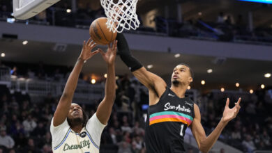 Μιλγουόκι-Μπακς-–-Σαν-Αντόνιο-Σπερς-95-127:-Ήττα-και-τέλος-η-σεζόν-για-τα-«ελάφια»-του-τραυματία-Γιάννη-Αντετοκούνμπο