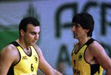 Νίκος-Γκάλης-και-Παναγιώτης-Γιαννάκης-αποχαιρέτησαν-την-Μαρινέλλα