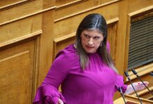 Κωνσταντοπούλου-κατά-κυβέρνησης-για-τη-δίκη-των-Τεμπών:-«Να-παραιτηθεί-ο-Φλωρίδης»