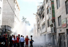 Ιράν:-Σφοδρό-πλήγμα-ΗΠΑ-και-Ισραήλ-σε-λιμάνι-κοντά-στα-Στενά-του-Ορμούζ-–-5-νεκροί-και-τραυματίες