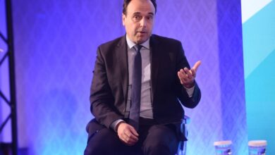 Νέο-νομοσχέδιο-φέρνει-ταχύτερο-ίντερνετ-και-μειώνει-τη-γραφειοκρατία