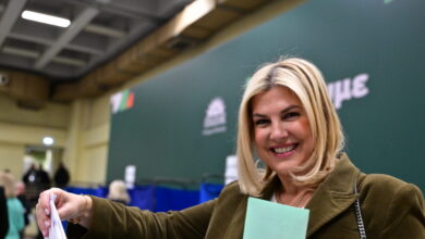 Συνέδριο-ΠΑΣΟΚ:-Η-Θρασκιά-που-λάτρεψε-τον-μπαμπά-Ανδρουλάκη-και-η-«μάχη»-της-ψήφου-έξω-από-τα-γραφεία-των-«κορυφαίων»