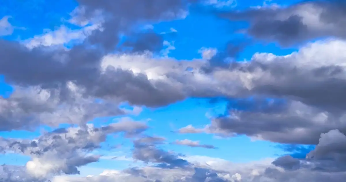 Καιρός-αύριο:-Λιακάδα-με-λίγη-συννεφιά-–-Τοπικές-βροχές-σε-κάποιες-περιοχές