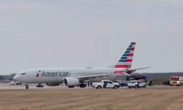 Πτήση-από-Νέα-Υόρκη-προς-Σικάγο-προσγειώθηκε-εκτάκτως-στο-Ντιτρόιτ-λόγω-ενός-επιβάτη-που-«προκάλεσε-αναστάτωση»