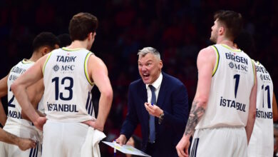 Η-Φενέρμπαχτσε-σε-κρίση:-Τέταρτη-σερί-ήττα-για-την-ομάδα-του-Γιασικεβίτσιους