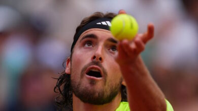 Στέφανος-Τσιτσιπάς:-Γήπεδο-τένις-στη-Γαλλία-πήρε-το-όνομα-του-Έλληνα-πρωταθλητή