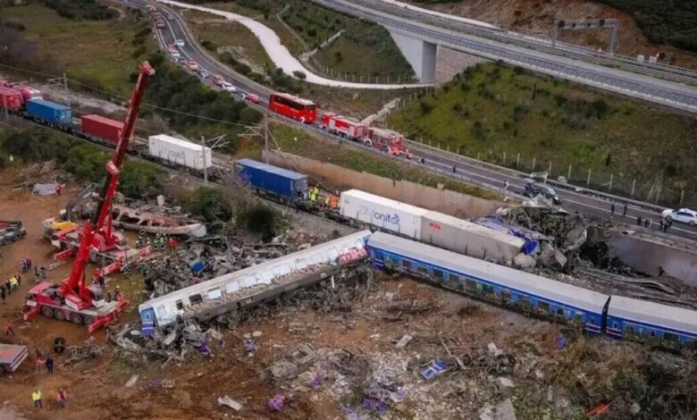 Αποζημίωση-ύψους-400.000-ευρώ-σε-4-συγγενείς-θυμάτων-των-Τεμπών-–-Πρώτη-καταδικαστική-απόφαση-για-το-Δημόσιο