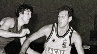 Βασίλης-Γκούμας:-Θλίψη-σε-ΑΕΚ-και-Πανελλήνιο,-αποχαιρέτησαν-τον-θρύλο-τους