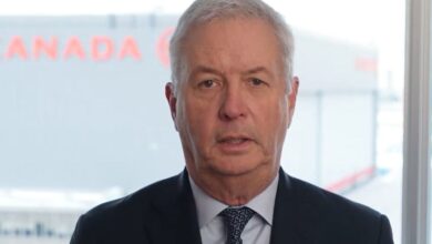 Μάικλ-Ρουσώ:-Παραιτείται-ο-επικεφαλής-της-air-canada-γιατί-δεν-μίλησε-στα-γαλλικά-σε-βίντεο-για-το-δυστύχημα-στη-Νέα-Υόρκη