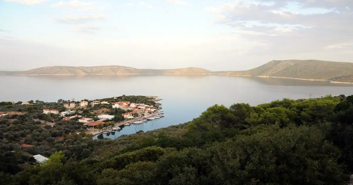 Αλόννησος:-Ύμνοι-από-guardian-και-sun-για-το-νησί-των-Σποράδων,-«ιδανικό-για-χαλαρές-διακοπές»