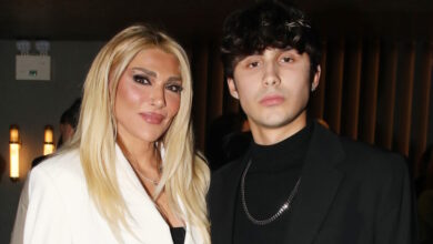 Μπάμπης-Λαζαρίδης-για-Αγγελική-Ηλιάδη:-Κάποια-αρνητικά-σχόλια-για-τη-μητέρα-μου-δεν-μου-αρέσουν