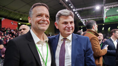 Φαραντούρης-κατά-ΣΥΡΙΖΑ-και-Πολάκη:-Σταλινικοί-που-με-διέγραψαν,-τώρα-με-συκοφαντούν