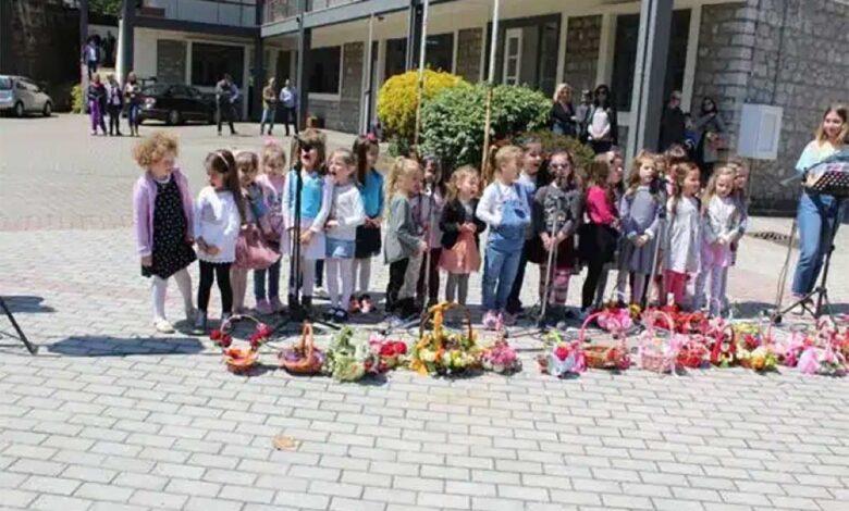 Λαζαρίνες-στην-Πύλη-την-Παρασκευή